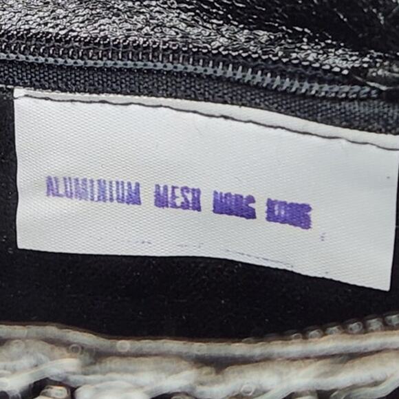 Vintage Black Aluminum‎ Mesh Shoulder Bag Made in Hong Kong - Picture 7 of 7